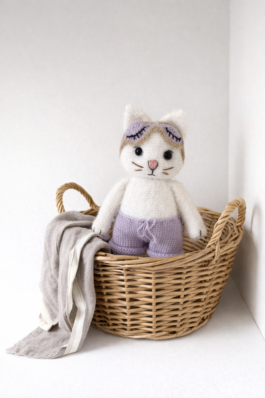 Fluffy Handmade Cat Doll - Soft Cashmere Plush Toy (35 cm)