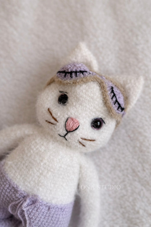 Fluffy Handmade Cat Doll - Soft Cashmere Plush Toy (35 cm)